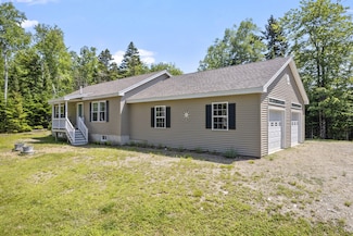30 Town Boat Landing Rd, Harrington, ME 04643