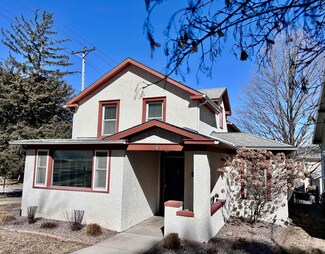 510 W Main St, Decorah, IA 52101