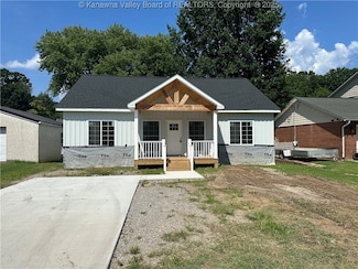 5210 Virginia Ave SE, Charleston, WV 25304