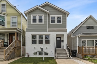 5141 W Dakin St, Chicago, IL 60641