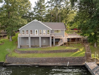 865 Alabama Shores Rd, Muscle Shoals, AL 35661