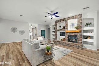 6993 S Roger Way, Chandler, AZ 85249