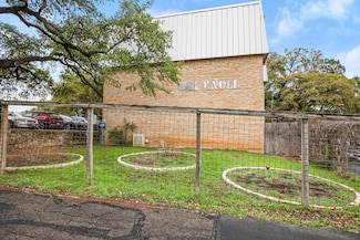 620 S 1st St Unit 315, Austin, TX 78704