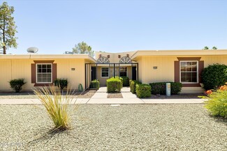 10468 W Palmeras Dr, Sun City, AZ 85373