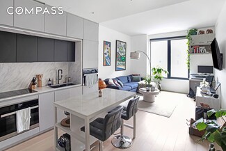 215 N 10th St Unit 5-J, Brooklyn, NY 11211