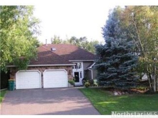 420 420 Hardwood Ln E, Mahtomedi, MN 55115