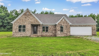 258 Memphis Ave, Holly Springs, MS 38635
