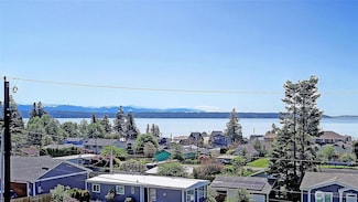 152 Henning Dr, Camano Island, WA 98282