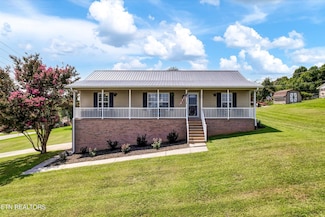 361 Ravenwood Dr, Morristown, TN 37814