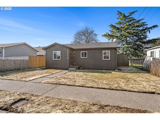 3008 U St, Vancouver, WA 98663