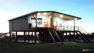 1265 N Ocean Dr Unit 2, Port Lavaca, TX 77979