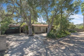 978 Kent St, Altadena, CA 91001