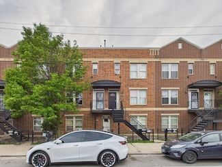 738 S Kedzie Ave Unit 3, Chicago, IL 60612