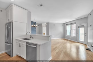 24 Avenue at Port Imperial Unit 419, West New York, NJ 07093