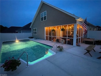 5333 Quartz Ave, Clemmons, NC 27012