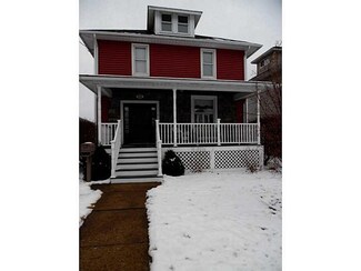315 S Hickory St, Scottdale, PA 15683