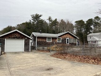23 Crooked River Rd, Wareham, MA 02571