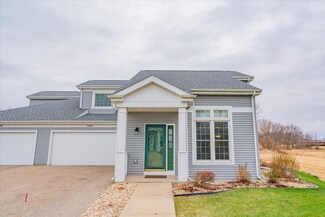 3426 S Stone Creek Cir, Madison, WI 53719