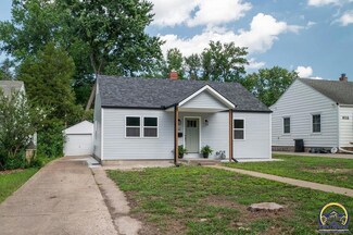 922 SW Medford Ave, Topeka, KS 66606