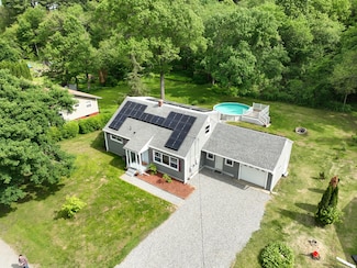 33 Jolley Rd, Danielson, CT 06239