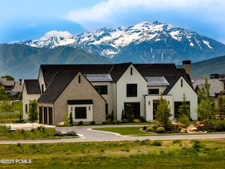 475 N Waters Edge Rd, Midway, UT 84049