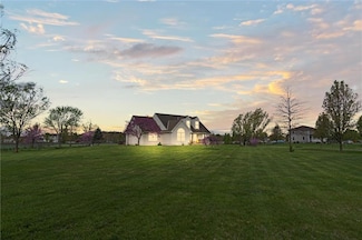 9310 Valley Garden Dr, Kansas City, MO 64139