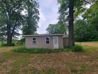 8808 Reno Dr, Munith, MI 49259