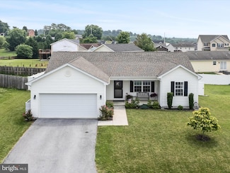 94 Twickenham Dr, Martinsburg, WV 25403