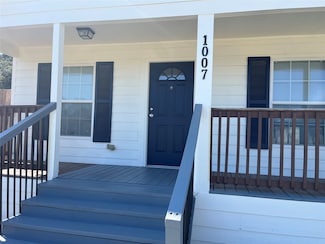 1007 Rose Ln, Eagle Lake, TX 77434