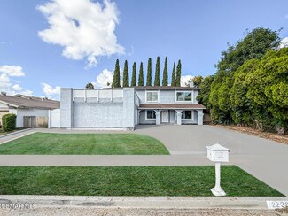 2239 McDonald St, Simi Valley, CA 93065