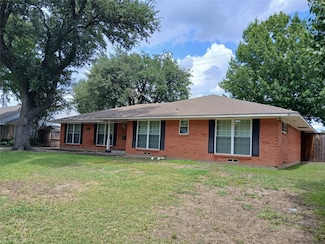 10638 Countess Dr, Dallas, TX 75229