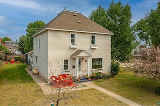 343 E Harvey St, Ely, MN 55731