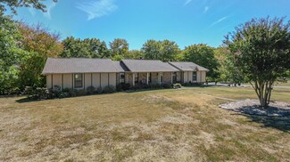 912 Bay Dr, Old Hickory, TN 37138