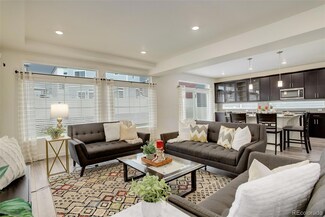 4444 Picadilly Ct, Aurora, CO 80019
