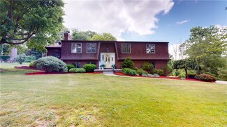 1310 Desert St NE, Uniontown, OH 44685