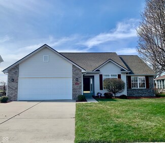 4414 Princeton Park Dr, Columbus, IN 47201