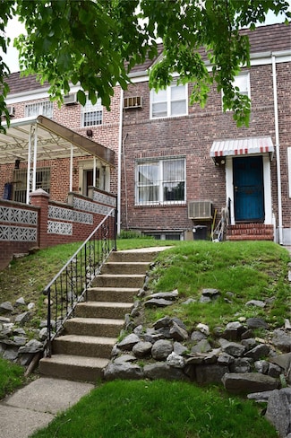 144-47 77th Ave, Flushing, NY 11367