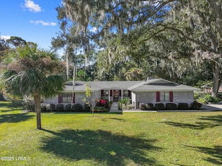 105 Spanish Point Dr, Beaufort, SC 29902