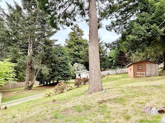 2616 Visser Ct, McKinleyville, CA 95519