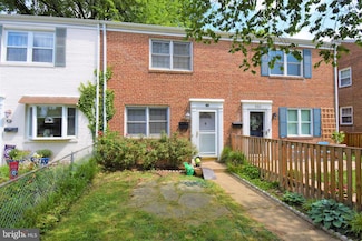 108 E Rosemont Ave, Alexandria, VA 22301
