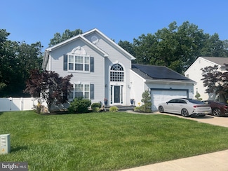 19 High Woods Ave, Sicklerville, NJ 08081