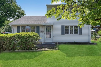 34 Hurd Ave, Garnerville, NY 10923