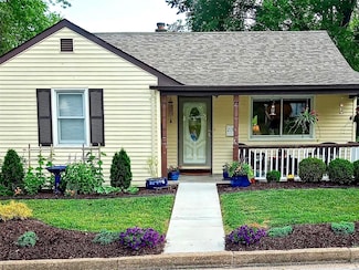 215 E North St, Saint Clair, MO 63077