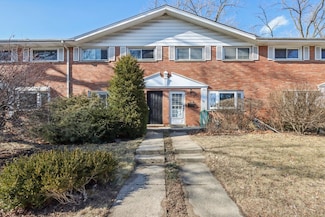 414 Skokie Ct, Wilmette, IL 60091