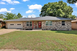 1402 Wysong Dr, McKinney, TX 75069