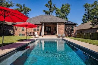 1201 Sycamore St, Cave Springs, AR 72718
