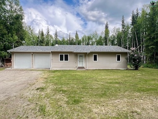 1090 Lolla Mae St, North Pole, AK 99705