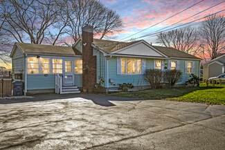 60 Pine St, Danvers, MA 01923