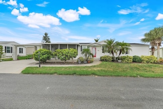 615 Misty Breeze St, Davenport, FL 33897