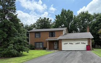 217 Foust Dr, Sikeston, MO 63801